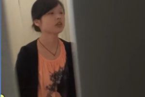 最新廁所偷拍合集 (1)