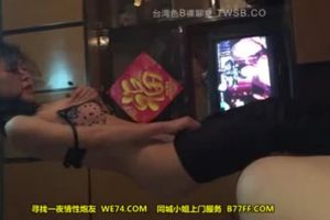 风骚女友为了勾引我性欲，跳脱衣舞让我魔性大发，用力抽插