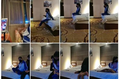 老哥约炮校服妹子开房啪啪 苗条身材后入猛操站立抽插非常诱人 很是诱惑喜欢不要错过