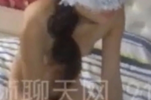 大一女生终于同意3P了续